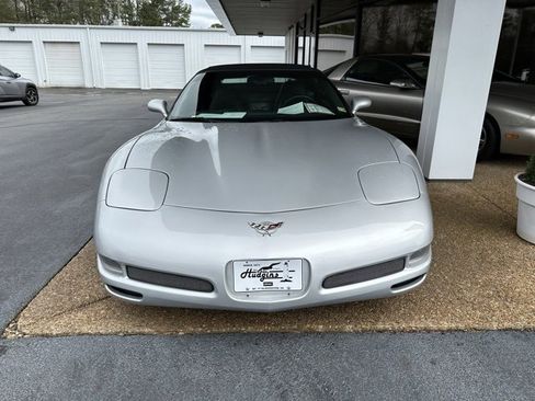 Used 2003 Chevrolet Corvette Convertible w/ Preferred Equipment Group1 image 2
