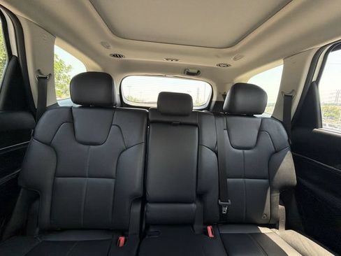 Used 2023 Kia Telluride SX AWD/4WD image 16