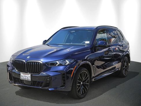 Used 2026 BMW X5 sDrive40i w/ M Sport Package RWD image 3
