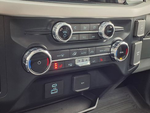 Used 2022 Ford F150 XLT w/ Equipment Group 302A High image 14