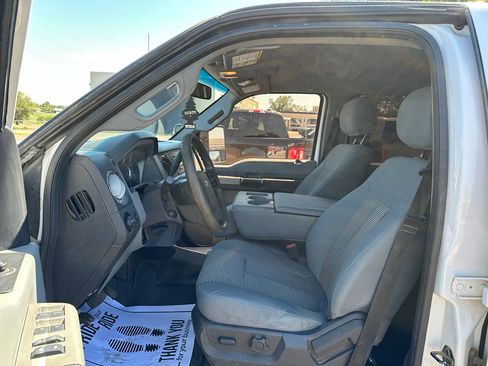 Used 2015 Ford F250 XLT w/ XLT Value Package image 9