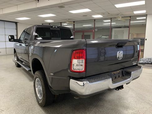 Used 2024 RAM 3500 Tradesman w/ Chrome Appearance Group AWD/4WD image 5