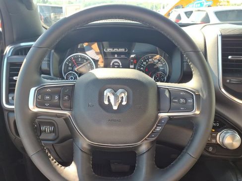 Used 2024 RAM 1500 Laramie AWD/4WD image 8