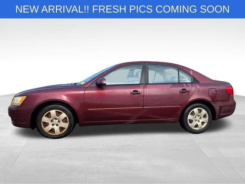 Used 2010 Hyundai Sonata GLS FWD image 3