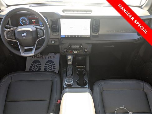 New 2025 Ford Bronco Badlands image 15