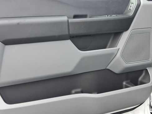 Used 2024 Ford F550 2WD Regular Cab Super Duty image 10