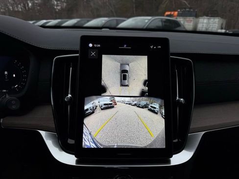 New 2026 Volvo XC90 B6 Plus w/ Protection Package Premier image 24