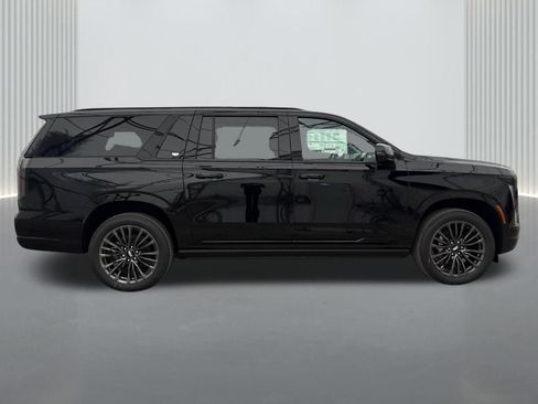 New 2025 Cadillac Escalade ESV Sport Platinum image 4