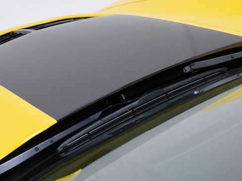 Used 2018 Chevrolet Corvette Z06 RWD image 17