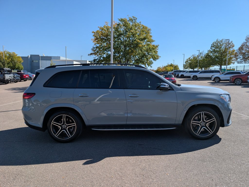 Used 2024 Mercedes-Benz GLS 450 4MATIC image 7