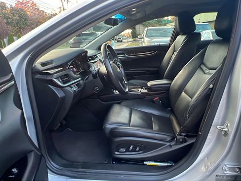 Used 2016 Cadillac XTS Luxury image 26
