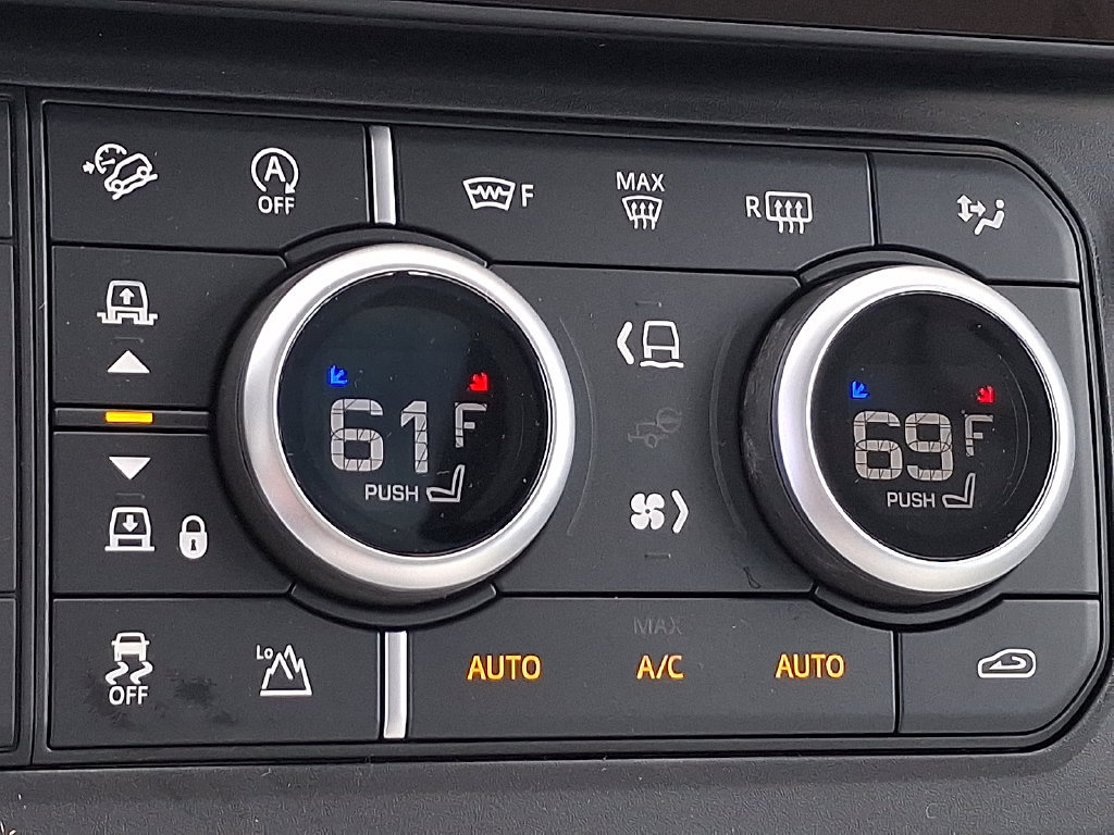 New 2026 Land Rover Defender 110 S AWD/4WD image 14