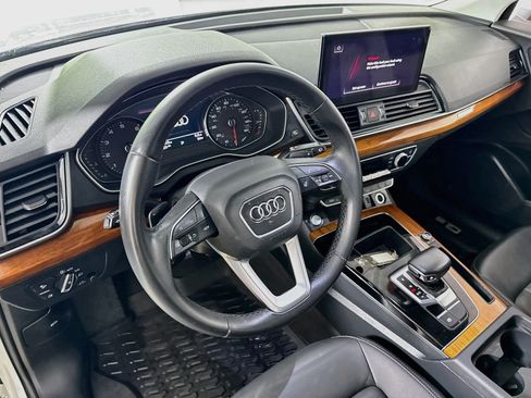 Used 2023 Audi Q5 2.0T Premium w/ Convenience Package AWD/4WD image 11