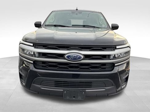 Used 2024 Ford Expedition XLT AWD/4WD image 9