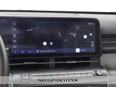 Used 2024 Hyundai Kona SEL image 3