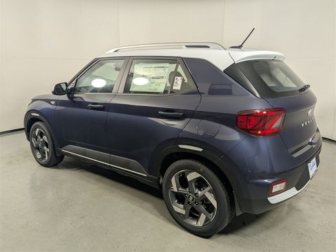 New 2026 Hyundai Venue SEL image 5