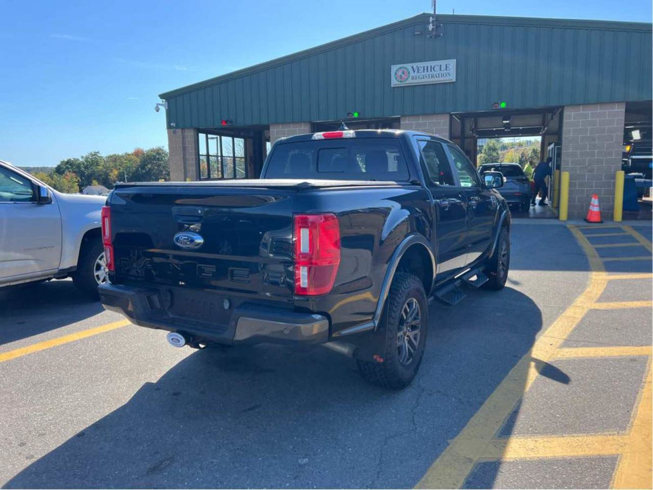 Used 2021 Ford Ranger Lariat w/ Tremor Off-Road Package AWD/4WD image 3