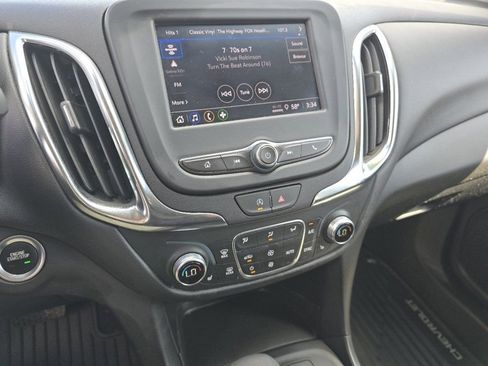 Used 2024 Chevrolet Equinox LT AWD/4WD image 30