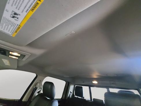 Used 2018 RAM 1500 Laramie w/ Convenience Group AWD/4WD image 12