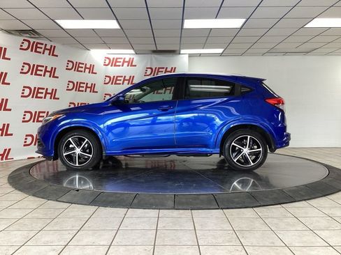 Used 2021 Honda HR-V Touring image 4
