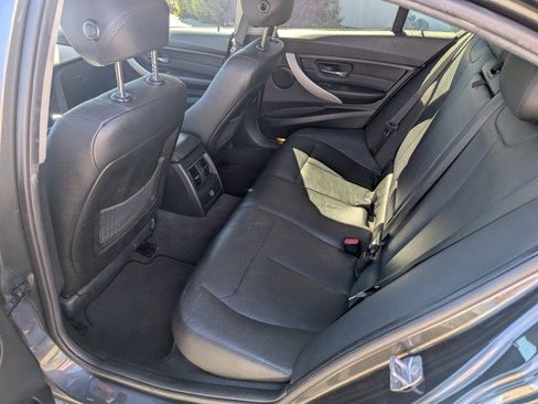 Used 2017 BMW 320i Sedan RWD image 24