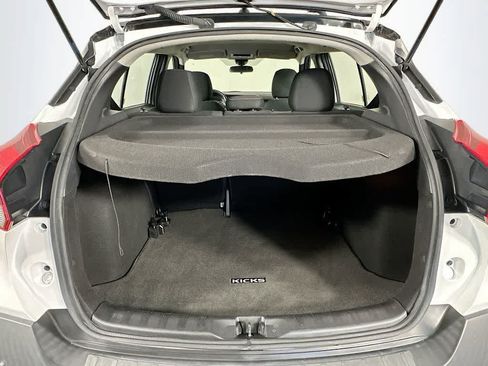 Used 2020 Nissan Kicks SR w/ Exterior Package FWD image 20