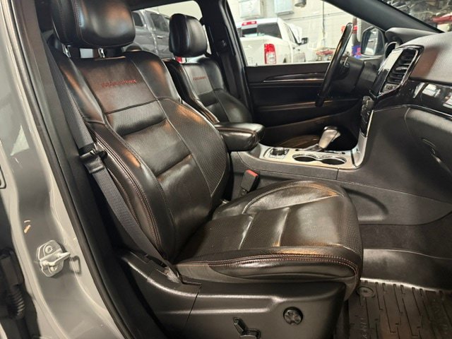 Used 2020 Jeep Grand Cherokee Trailhawk w/ Trailhawk Luxury Group AWD/4WD image 10