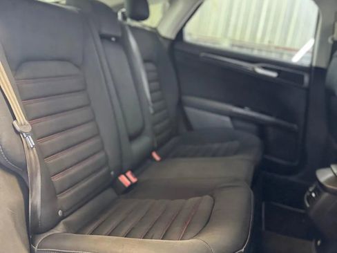 Used 2016 Ford Fusion SE w/ Equipment Group 201A image 37