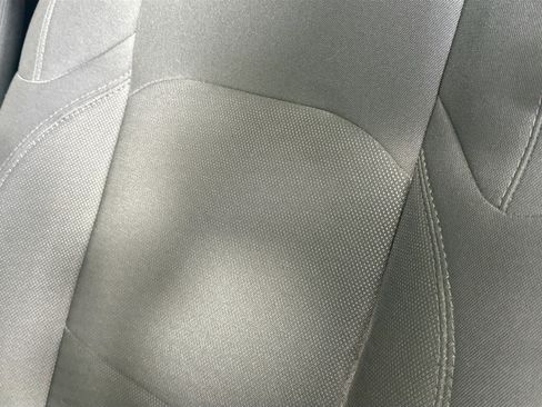 Used 2023 Jeep Wrangler Willys AWD/4WD image 18