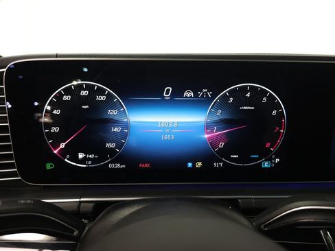 Certified 2025 Mercedes-Benz GLS 450 4MATIC image 14