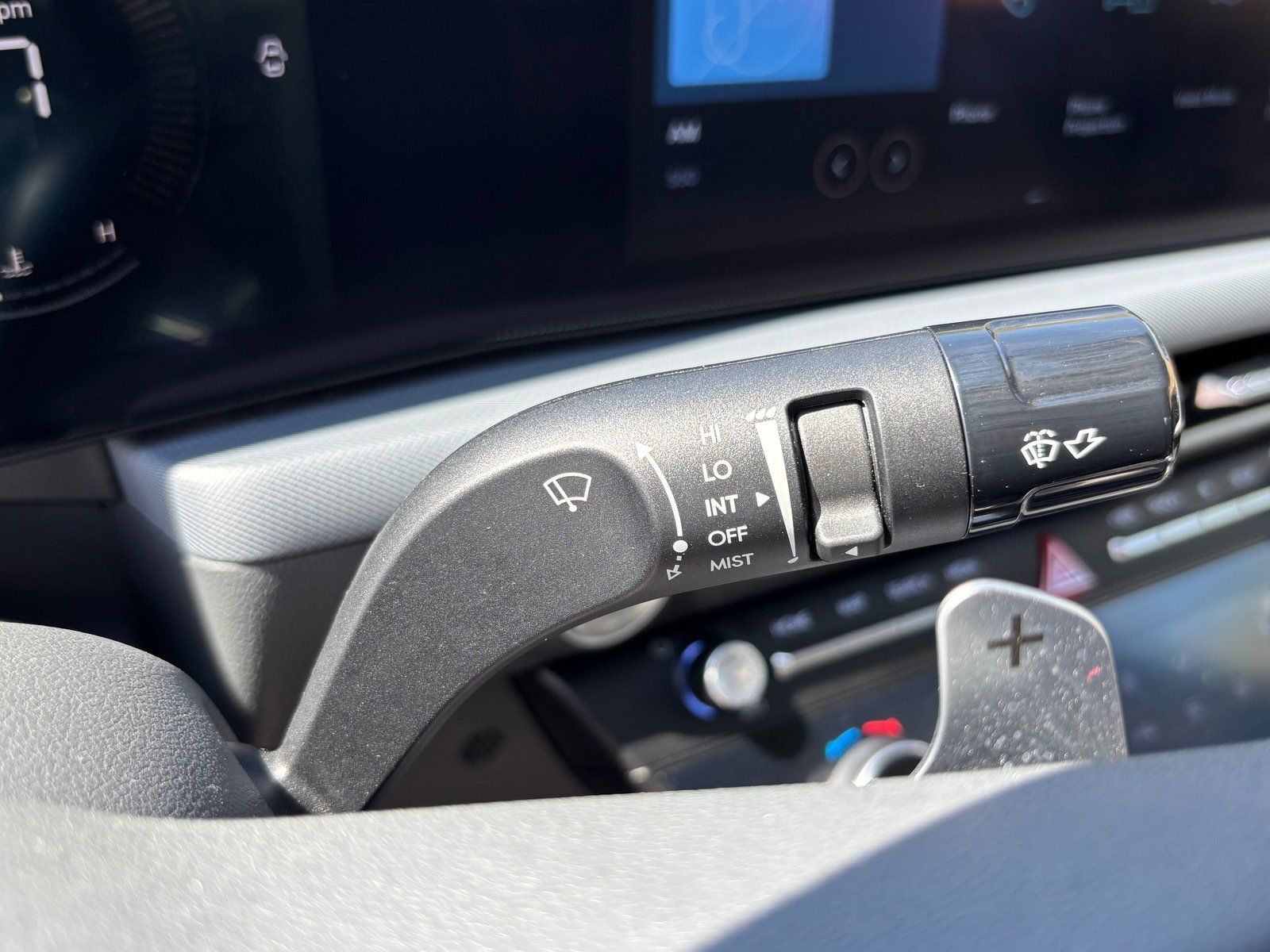 Used 2025 Hyundai Sonata SEL FWD image 24