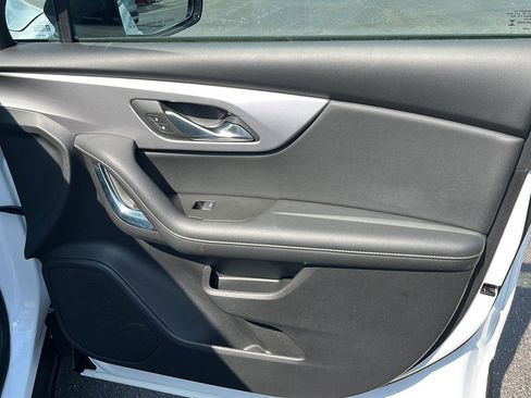 Used 2024 Chevrolet Blazer LT w/ Convenience Package image 29