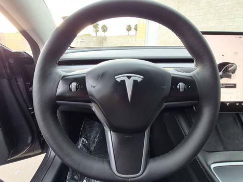 Used 2023 Tesla Model 3 Standard Range RWD image 26