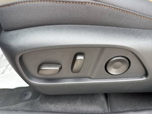 Used 2026 Chevrolet Equinox ACTIV w/ Convenience Package III FWD image 14