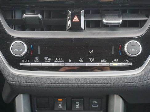 Certified 2023 Toyota Corolla Cross XLE w/ Convenience Package image 13