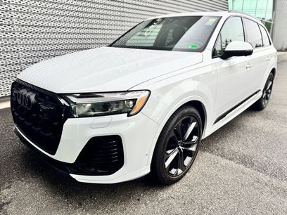 New 2025 Audi Q7 3.0T Premium Plus