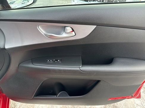 Used 2023 Kia Forte LXS image 39