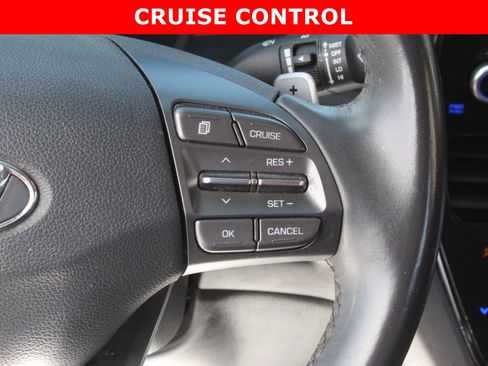 Used 2022 Hyundai Ioniq SE FWD image 17