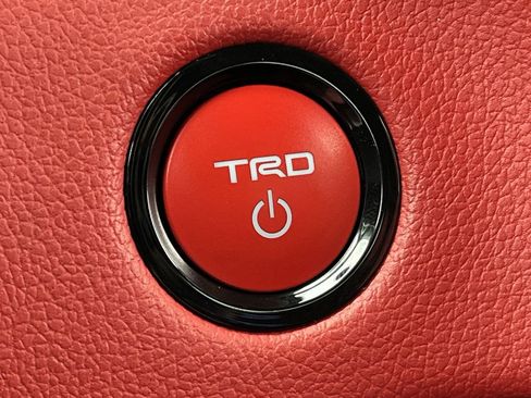 Used 2025 Toyota Tundra TRD Pro AWD/4WD image 19