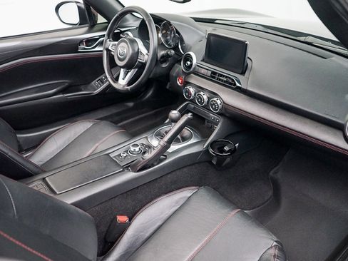 Used 2019 MAZDA MX-5 Miata Grand Touring image 26