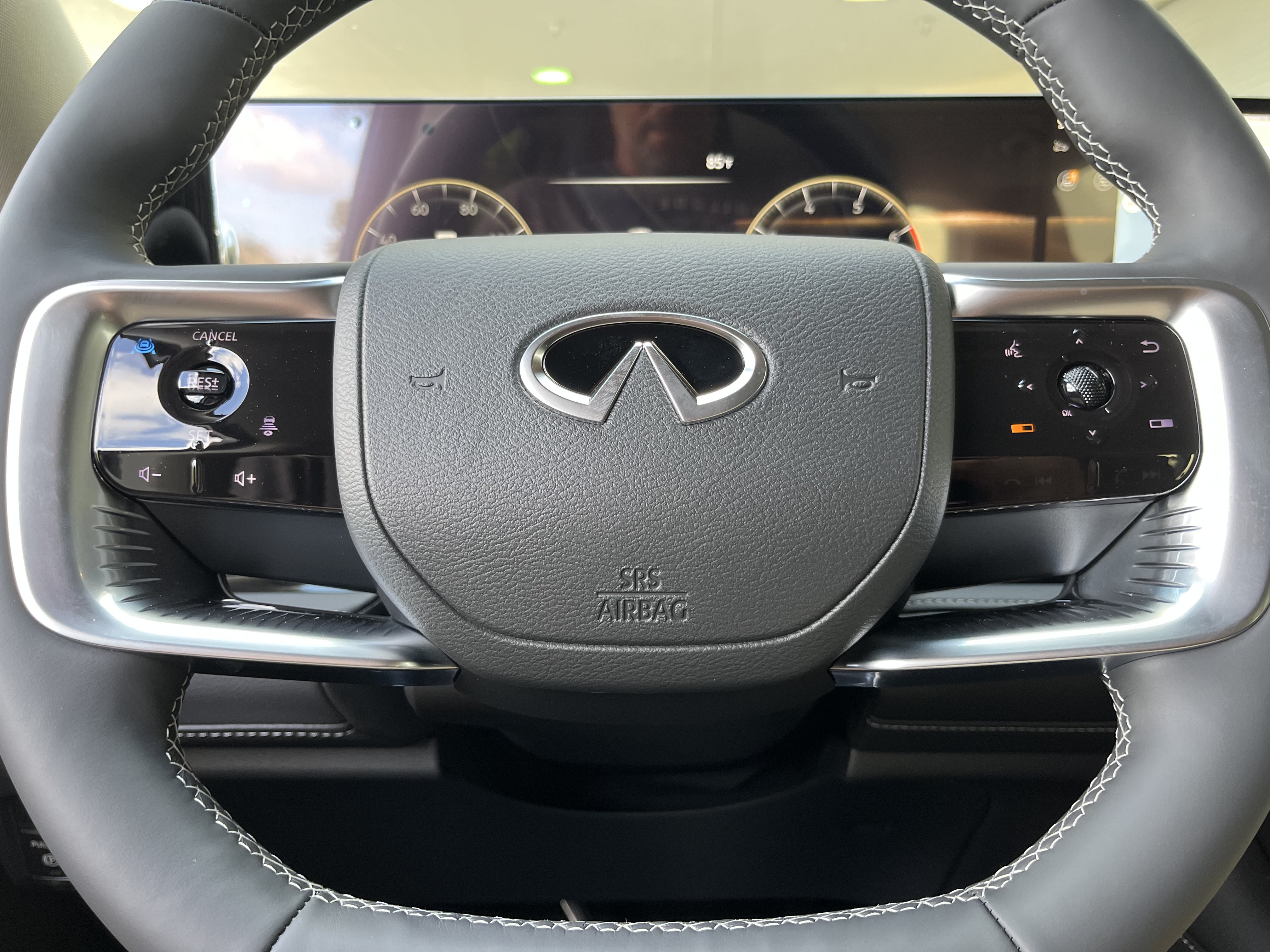 New 2026 INFINITI QX80 Luxe w/ Cargo Package RWD image 20