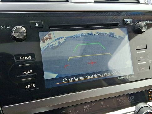 Used 2017 Subaru Outback 2.5i Premium image 18