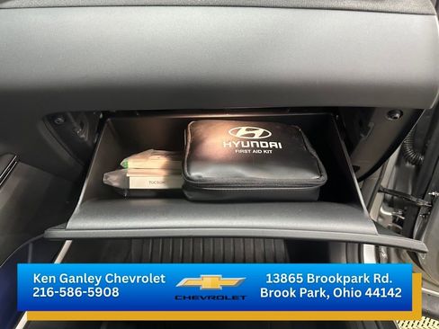 Used 2023 Hyundai Tucson Limited w/ Winter Package image 26