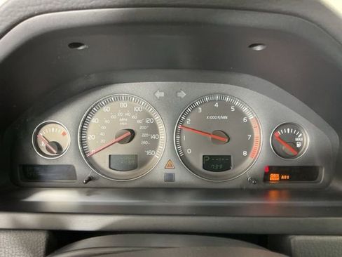 Used 2005 Volvo XC90 2.5T AWD/4WD image 15