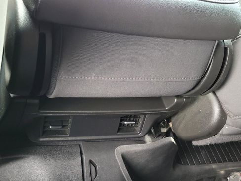 Used 2020 Chevrolet Silverado 1500 Custom Trail Boss w/ Custom Convenience Package image 17