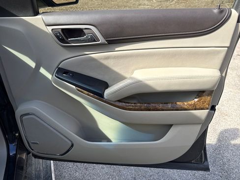 Used 2015 GMC Yukon XL Denali w/ Touring Package image 31