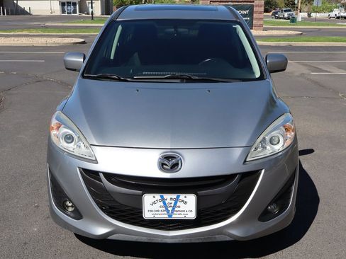 Used 2012 MAZDA MAZDA5 Touring w/ Moonroof & Audio Pkg image 12