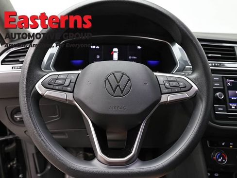 Used 2022 Volkswagen Tiguan S AWD/4WD image 10