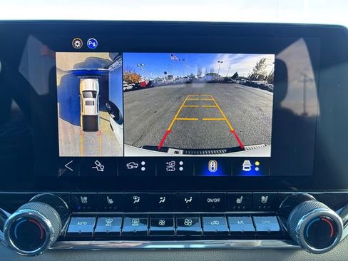 New 2026 Chevrolet Colorado ZR2 w/ Off-Road Front Bumper Package image 21