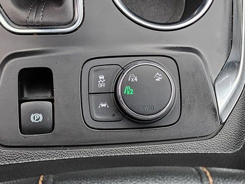 Used 2021 Chevrolet Traverse RS w/ LPO, Floor Liner Package image 26